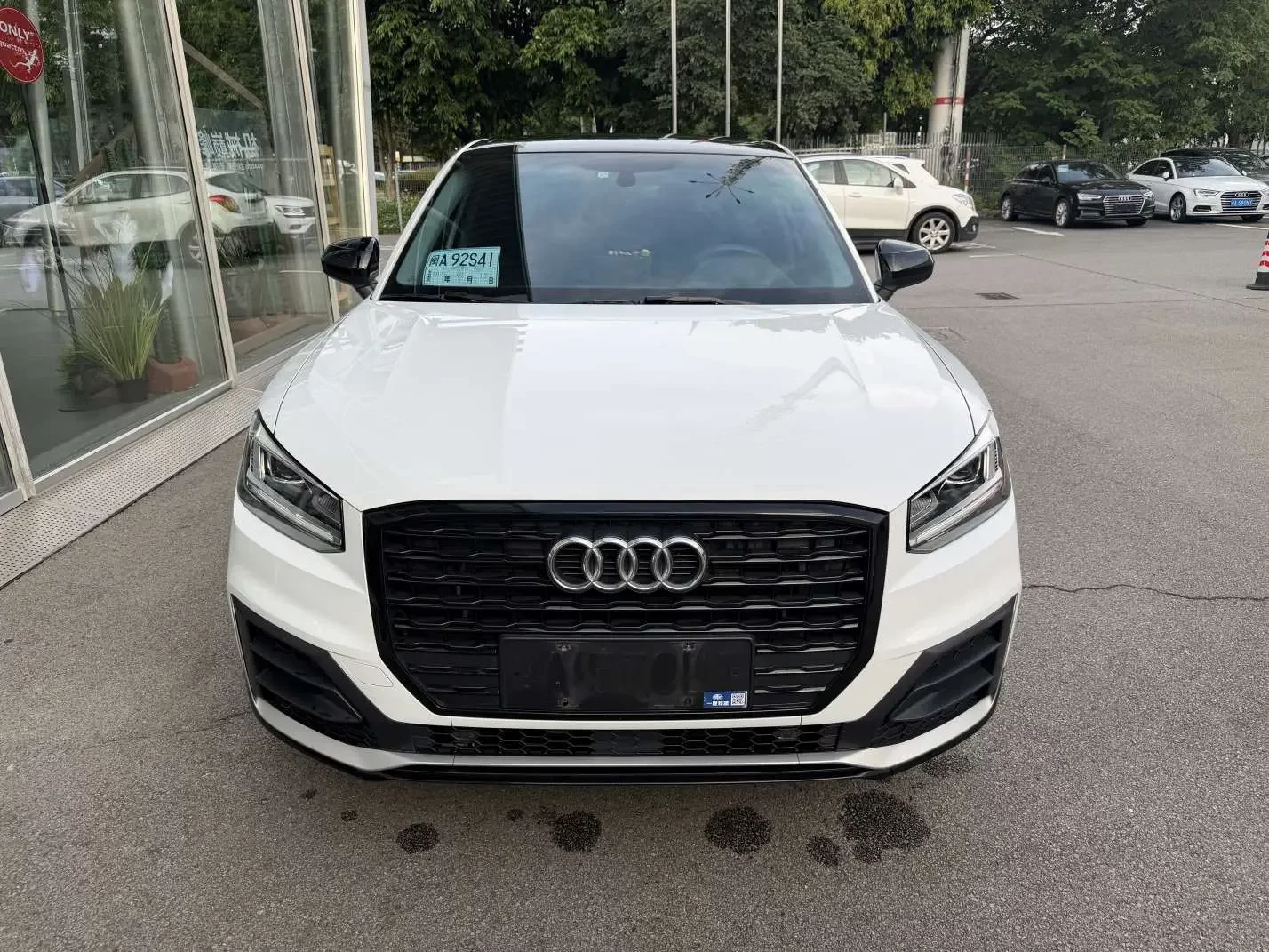Audi Q2L