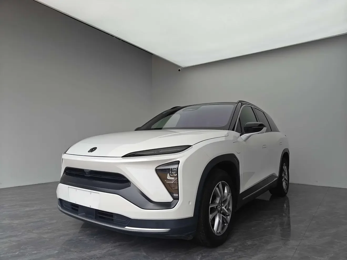NIO ES6  из Китая