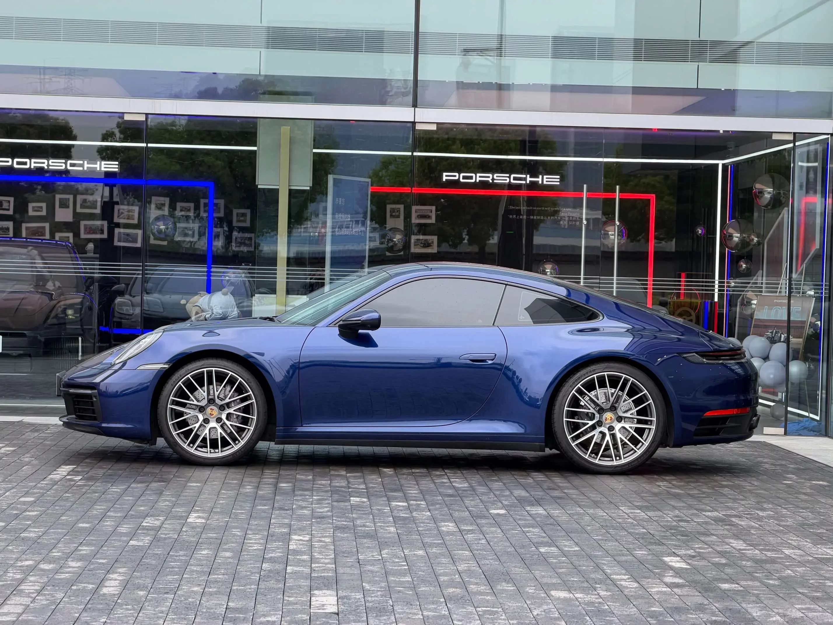 Porsche 911