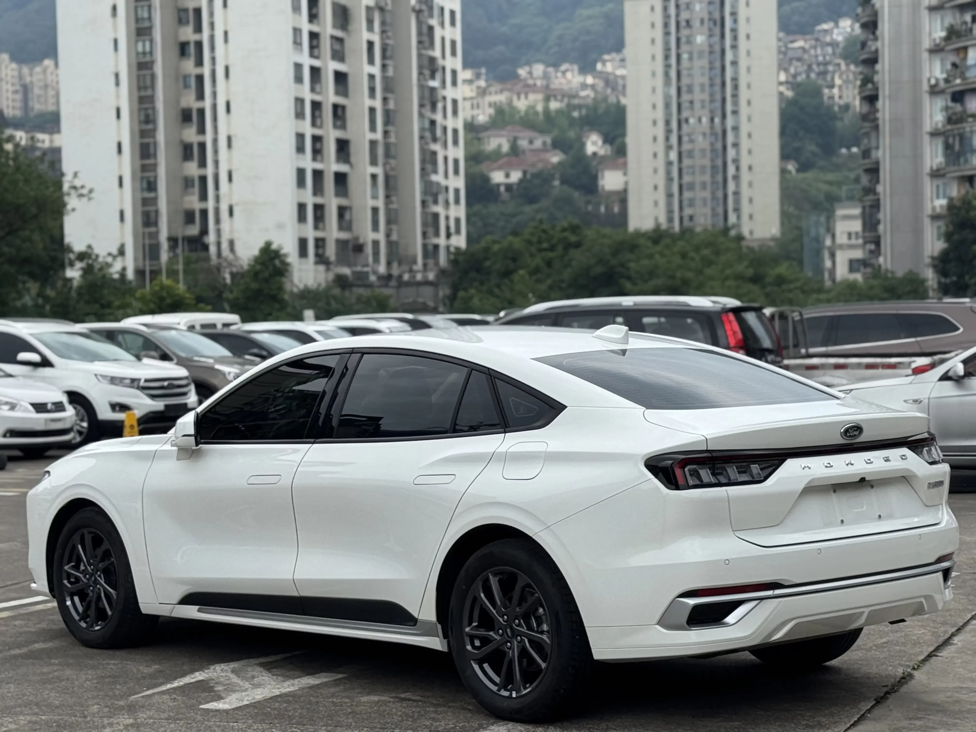 Ford Mondeo