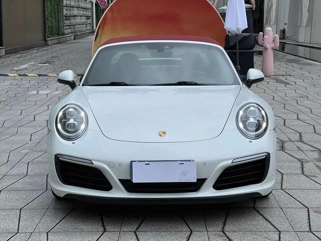 Porsche 911