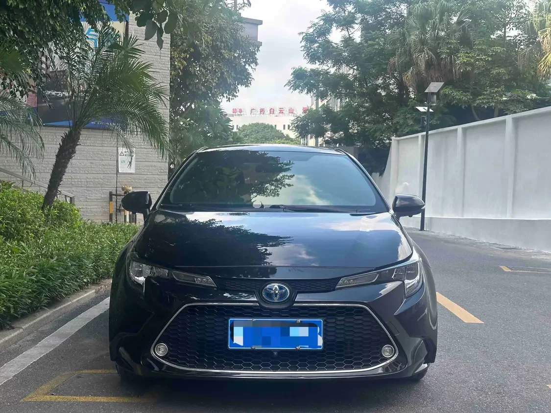 Toyota Levin (Lei Ling)  из Китая