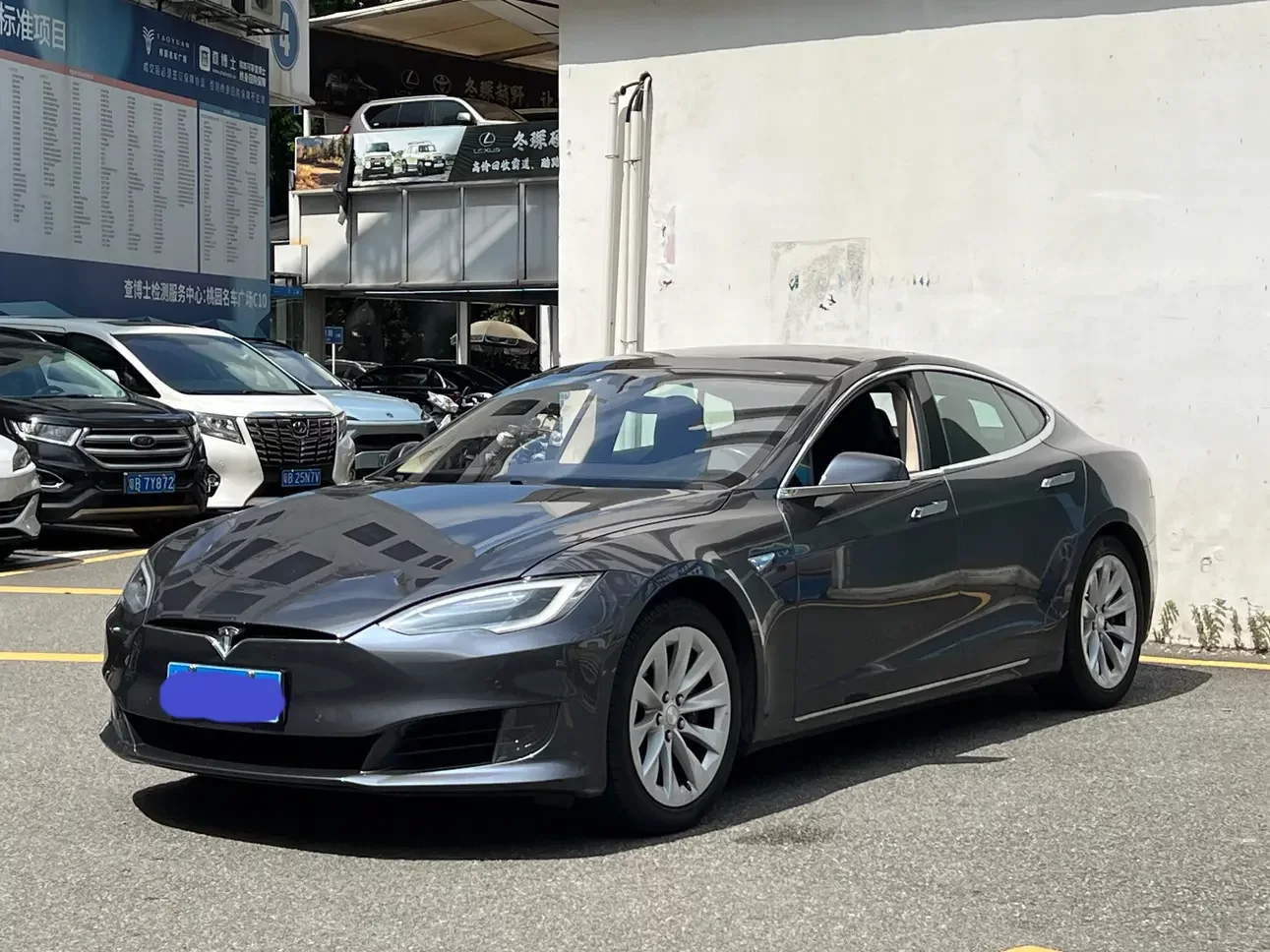 Tesla Model S