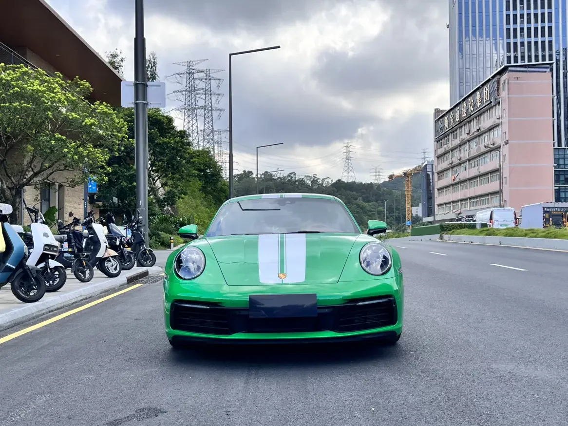 Porsche 911