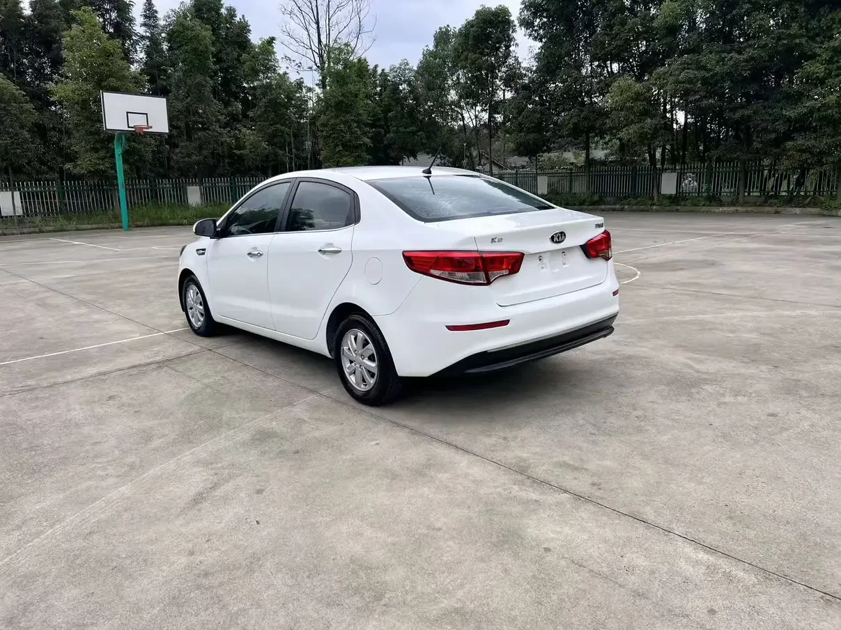 Kia K2