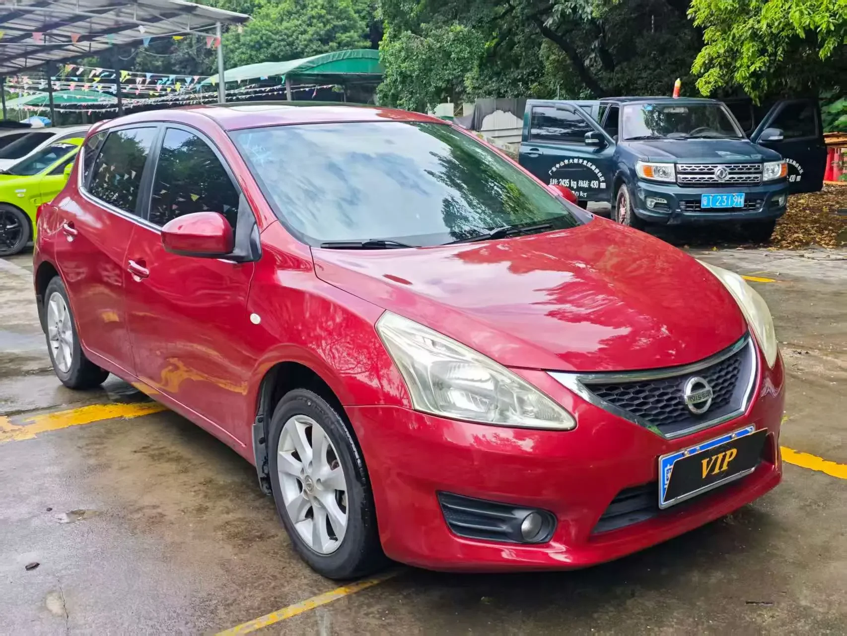 Nissan Tiida