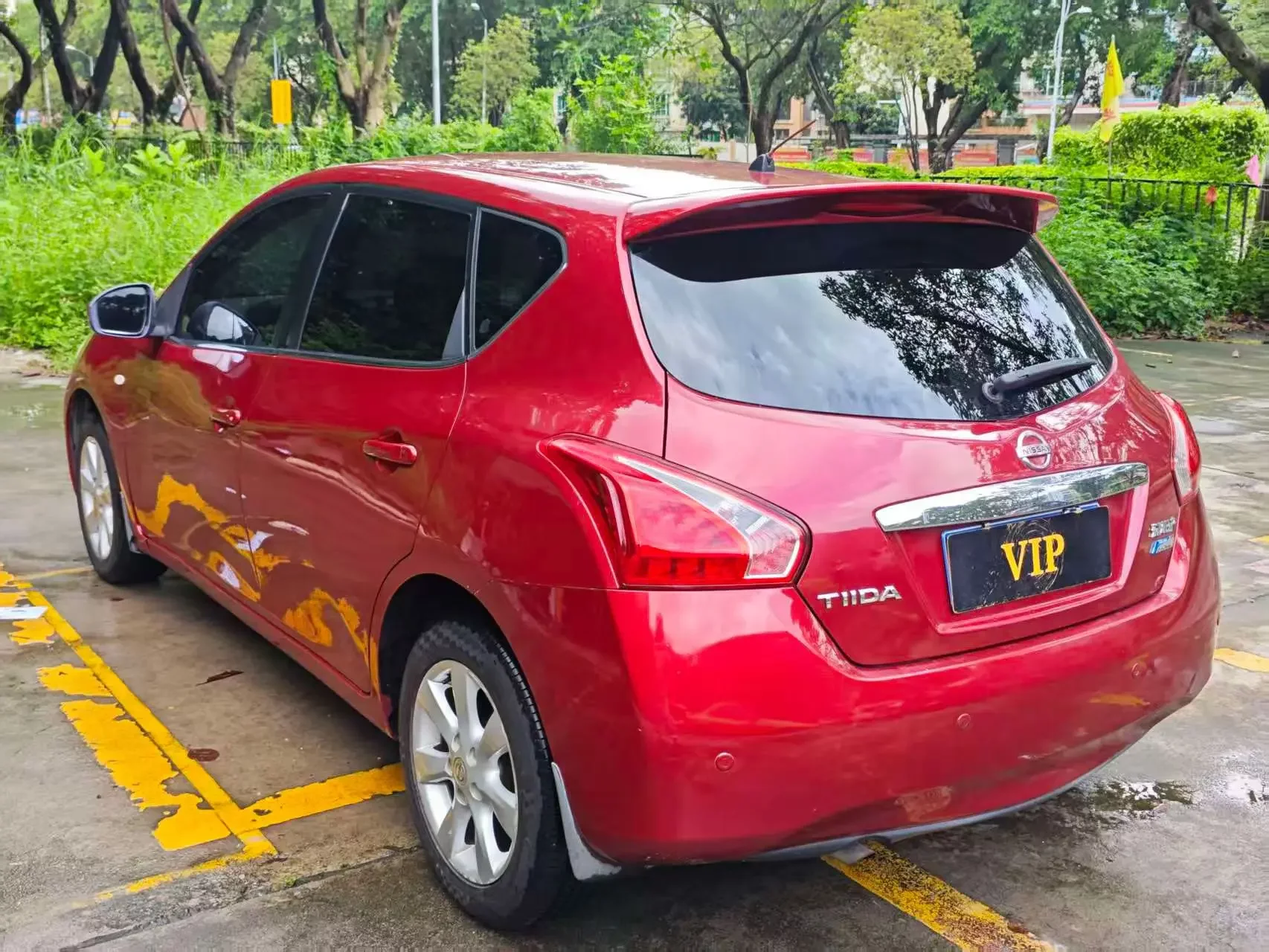 Nissan Tiida