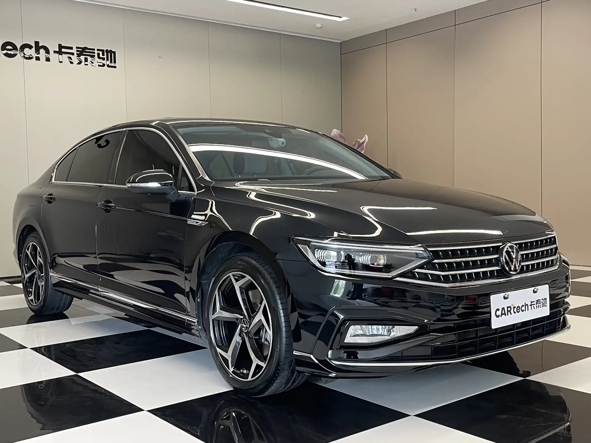 Volkswagen Magotan