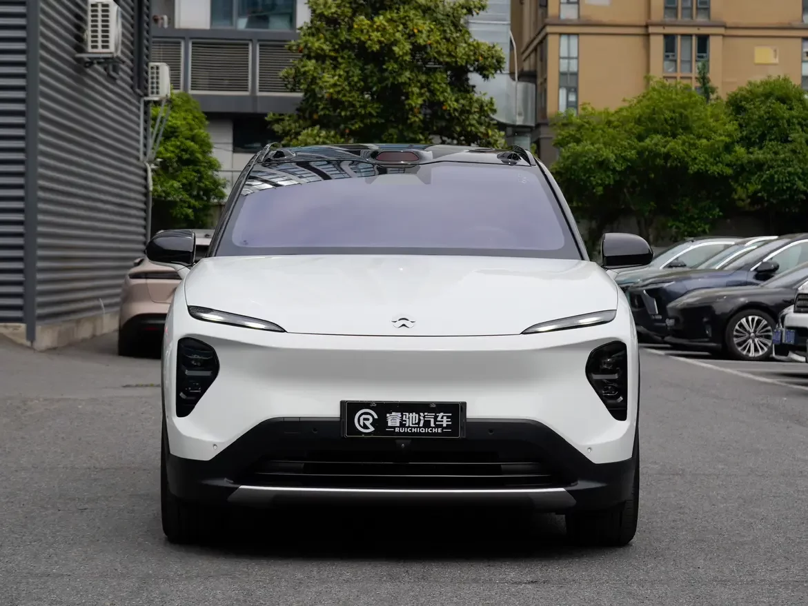 NIO ES7  из Китая