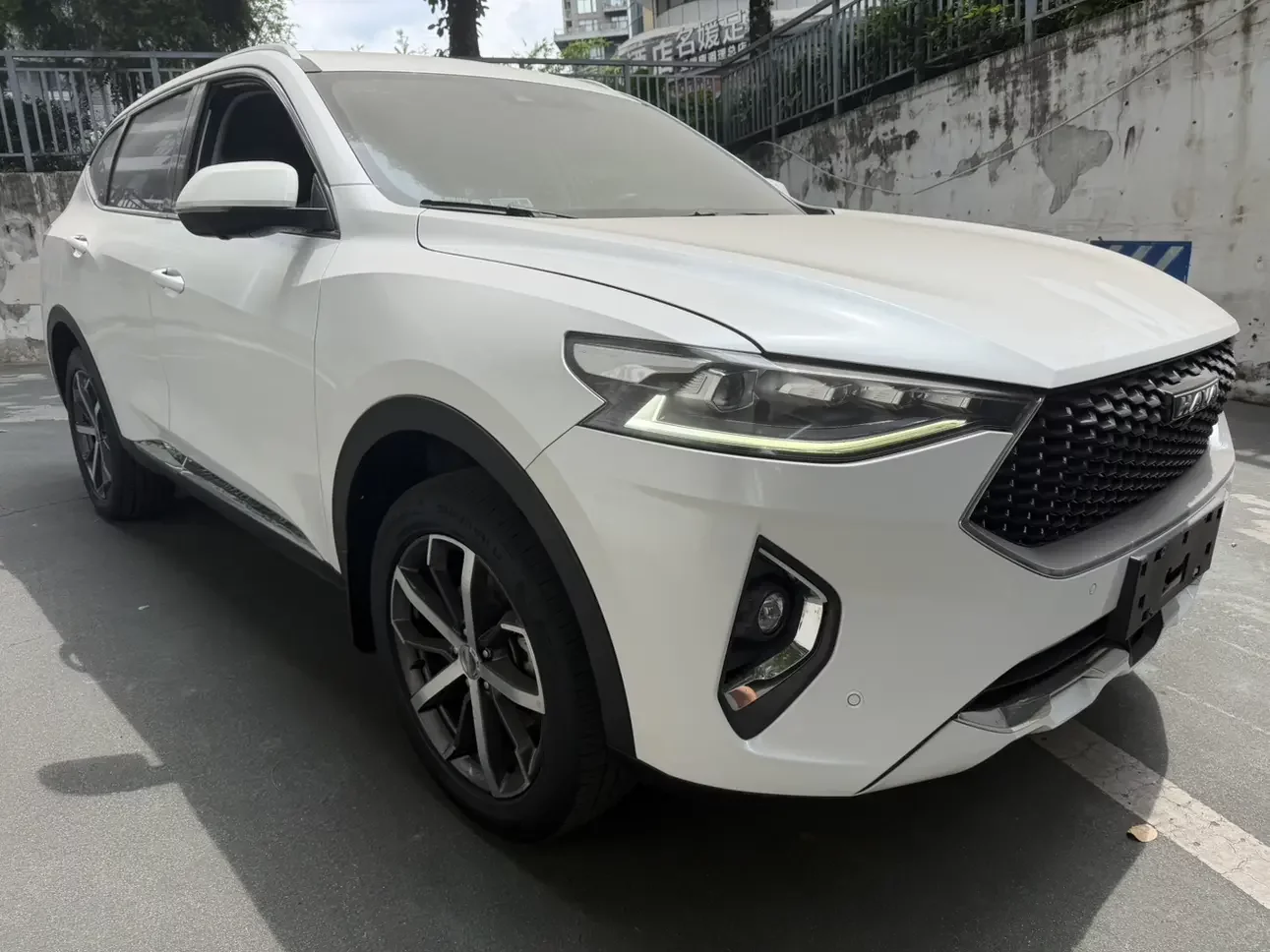 Haval F7