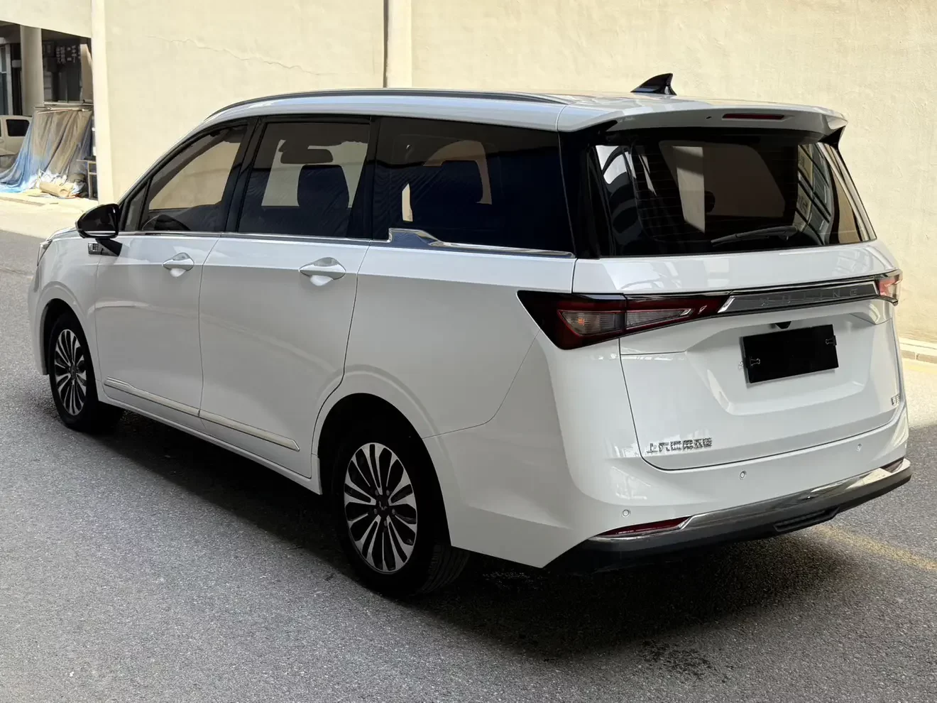 Wuling Jiachen