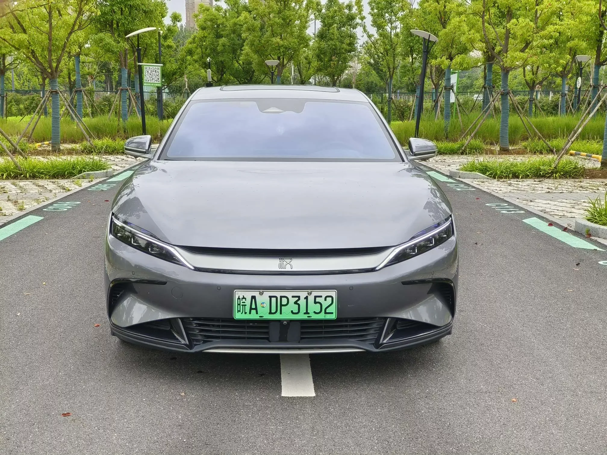 BYD Han EV