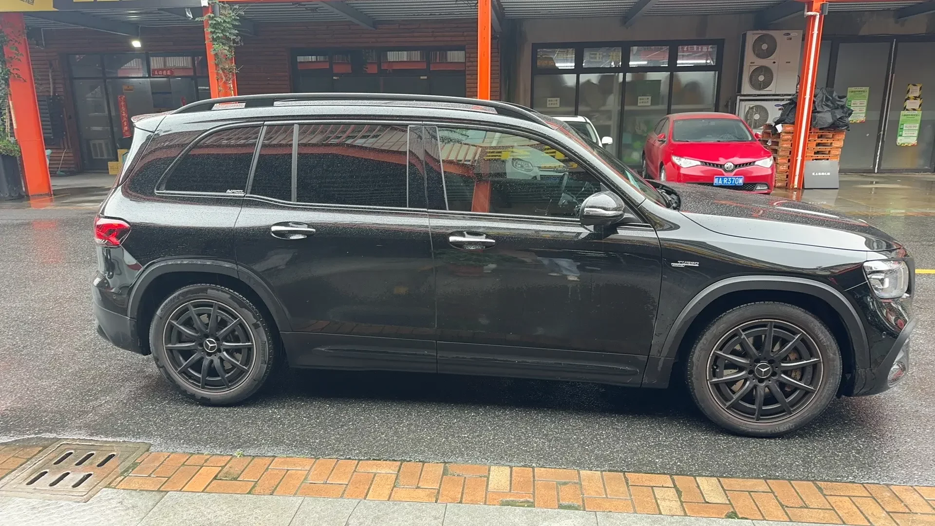 Mercedes-Benz GLB AMG