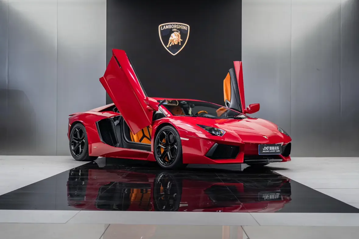 Lamborghini Aventador