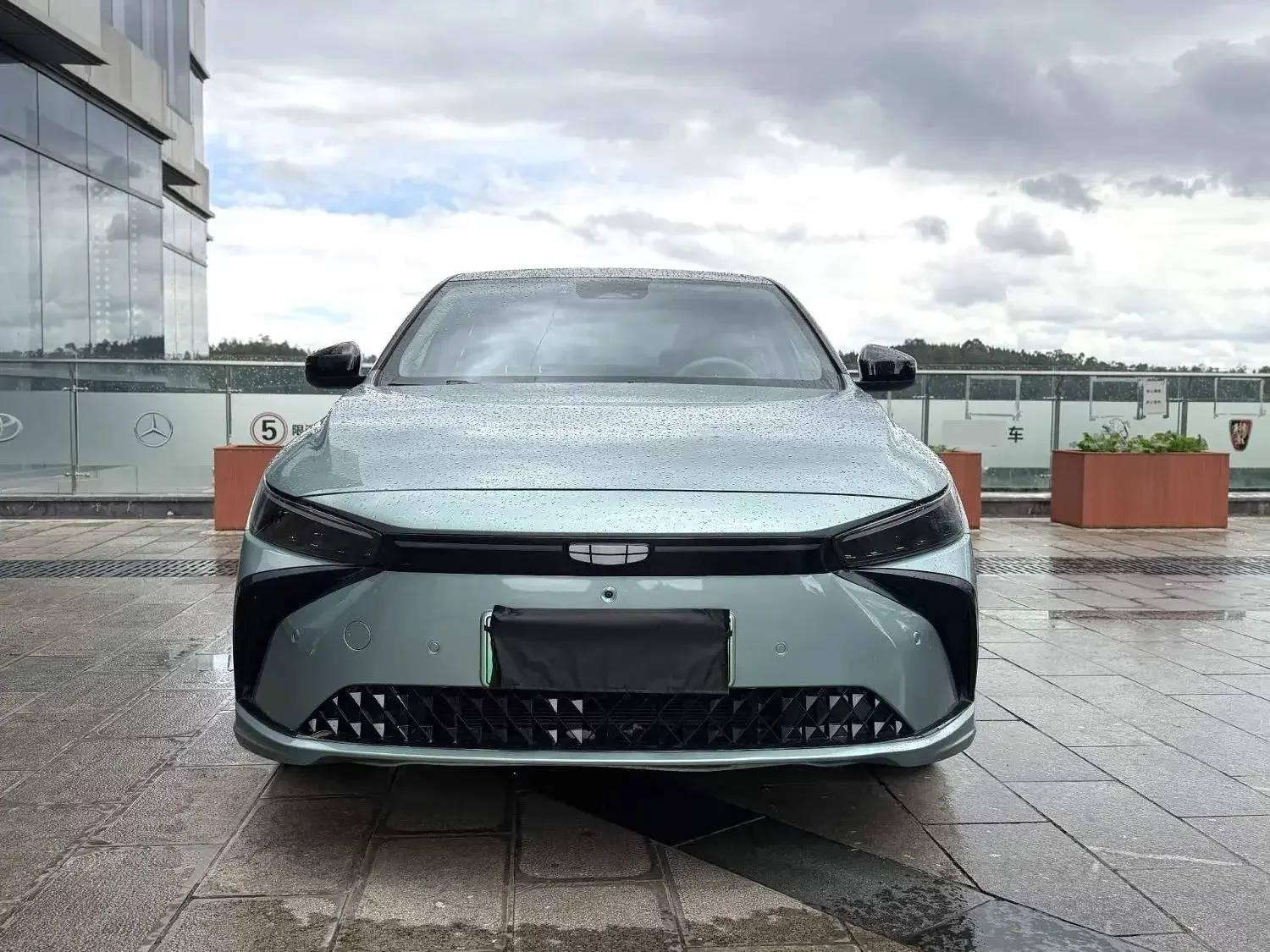 Geely Geometry G6