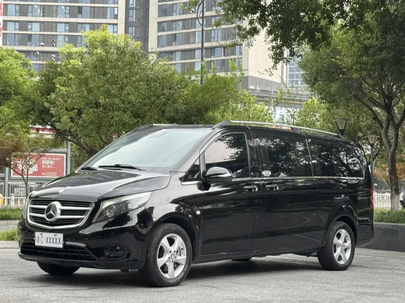 Mercedes-Benz Vito  из Китая