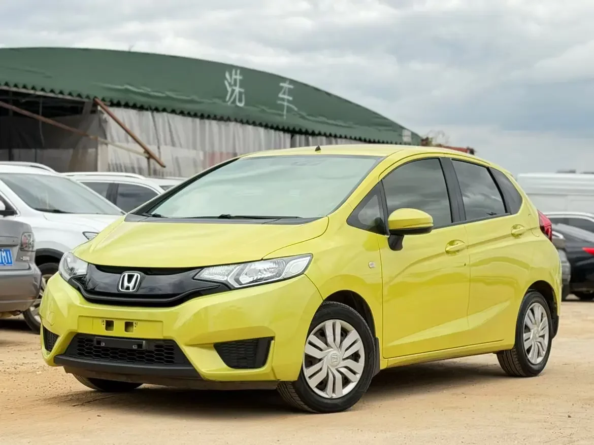Honda Fit  из Китая