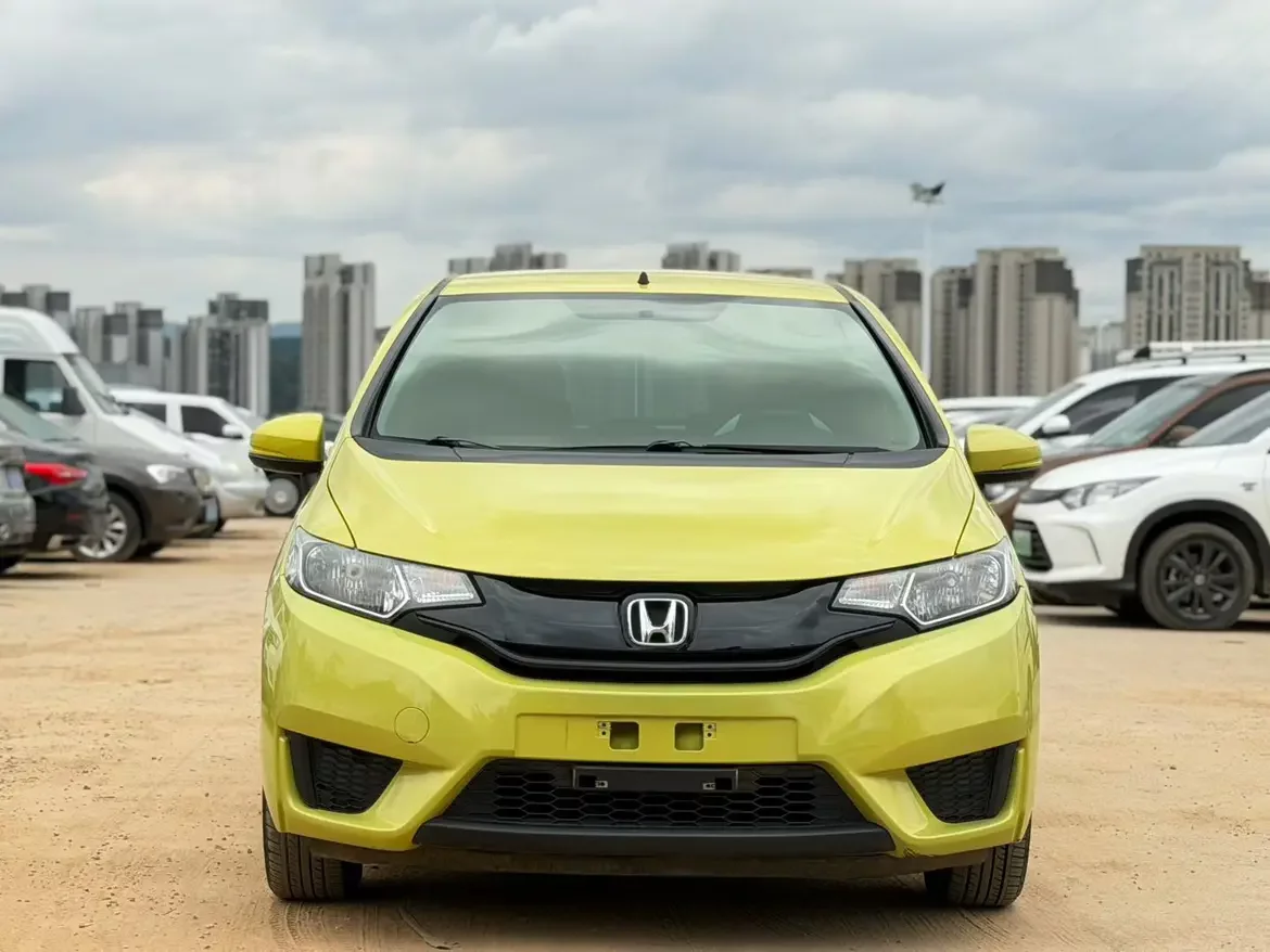 Honda Fit  из Китая