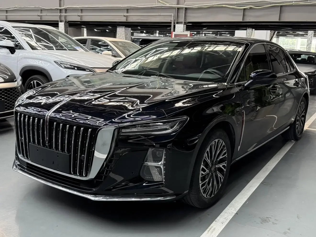 Hongqi H5