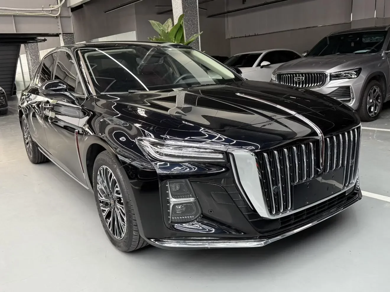 Hongqi H5