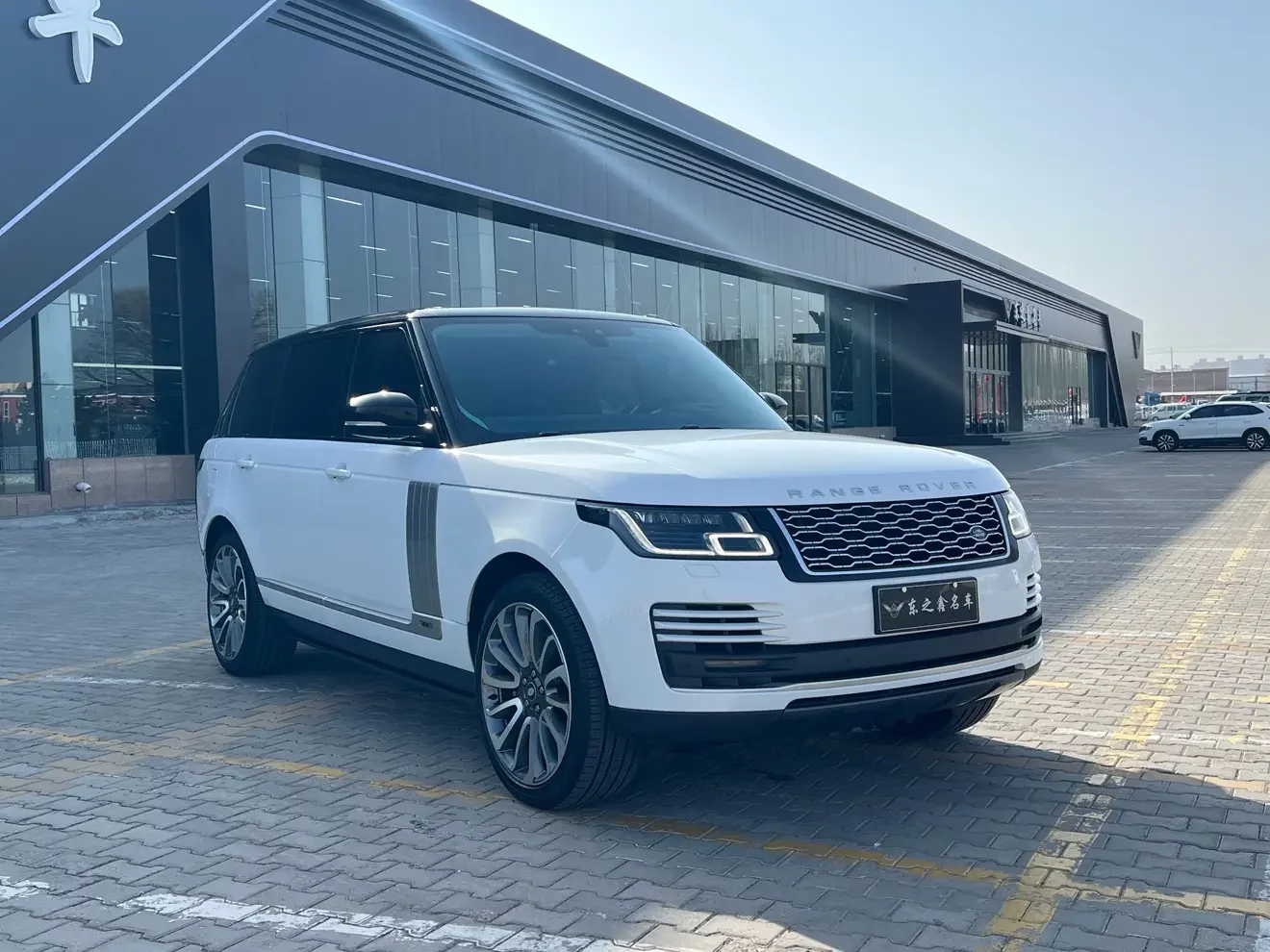Land Rover range rover