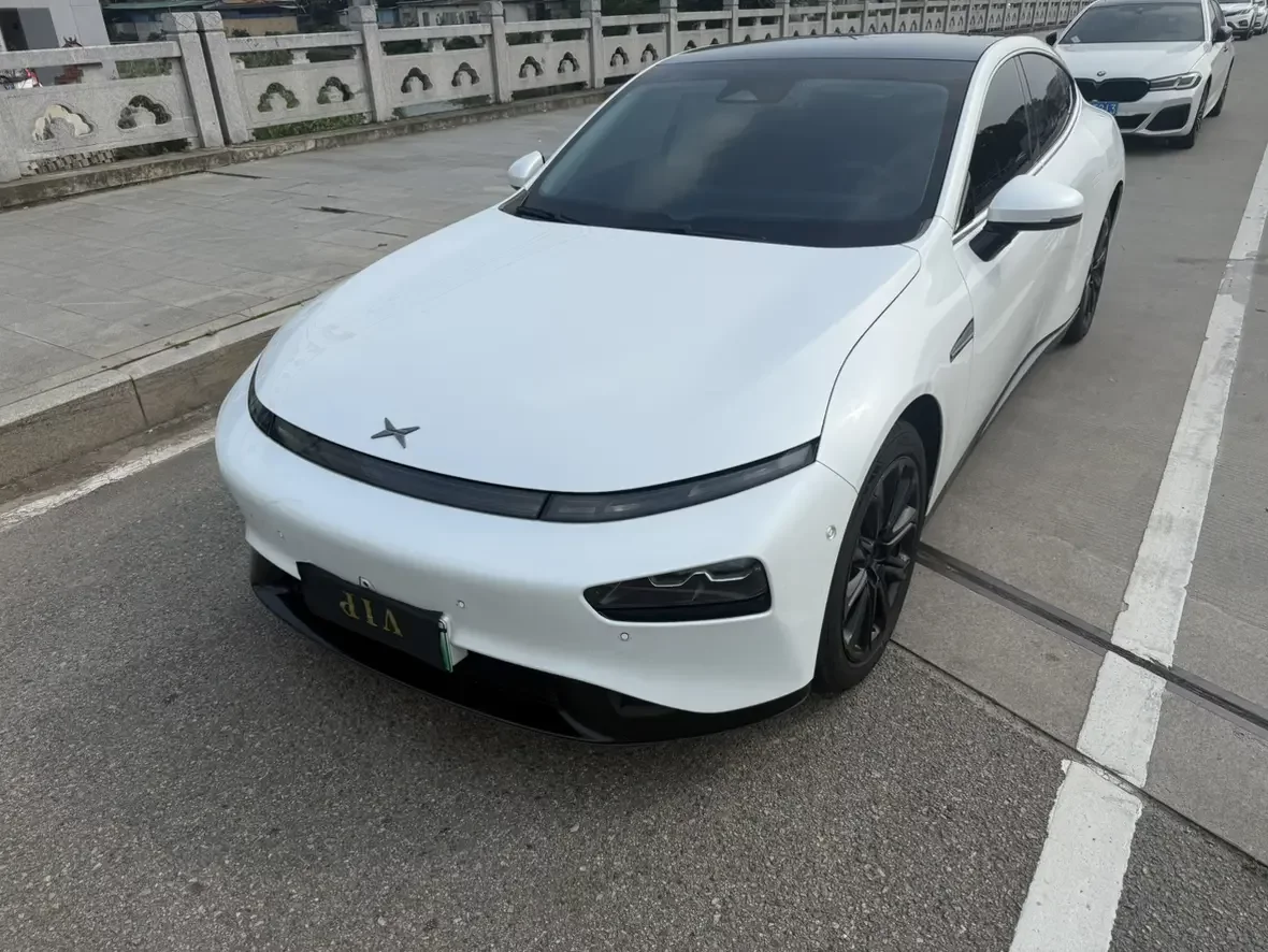 Xpeng P7