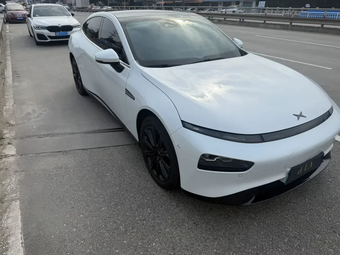 Xpeng P7