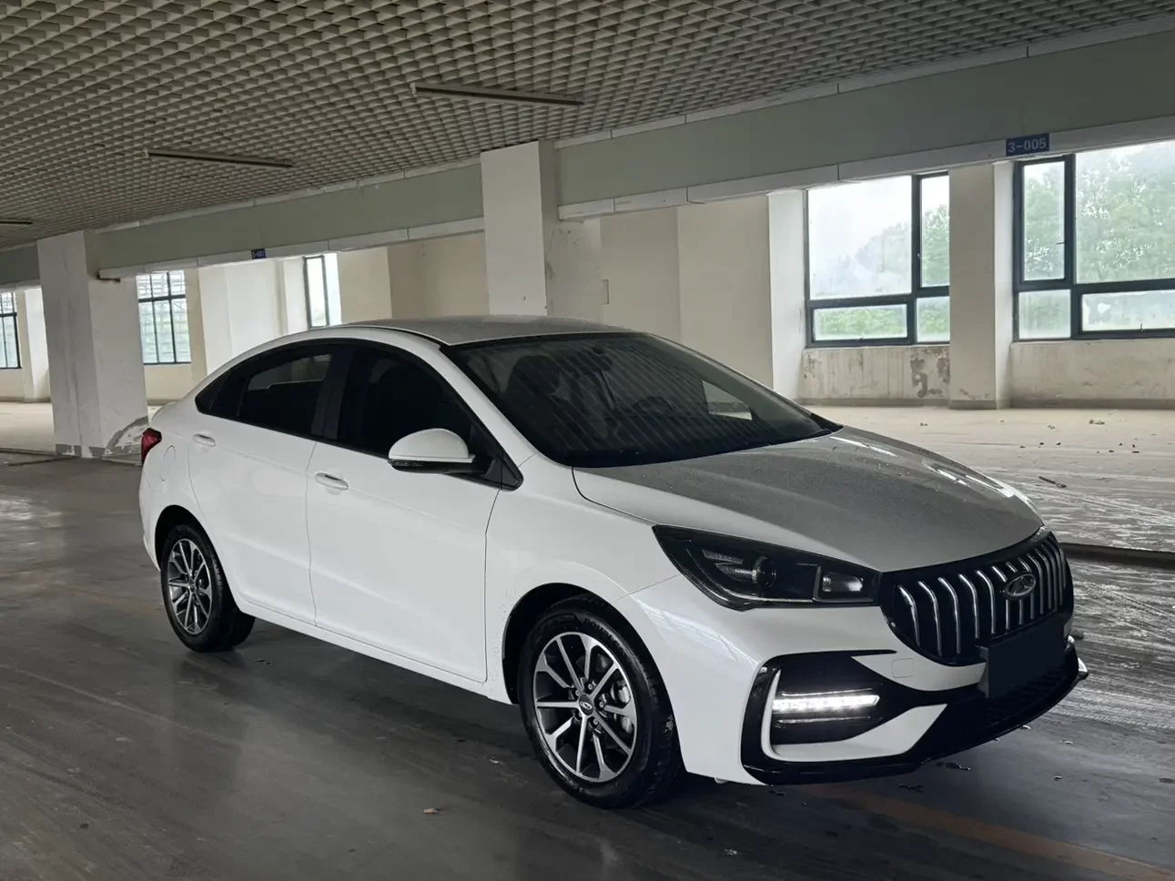 Chery Arrizo 5