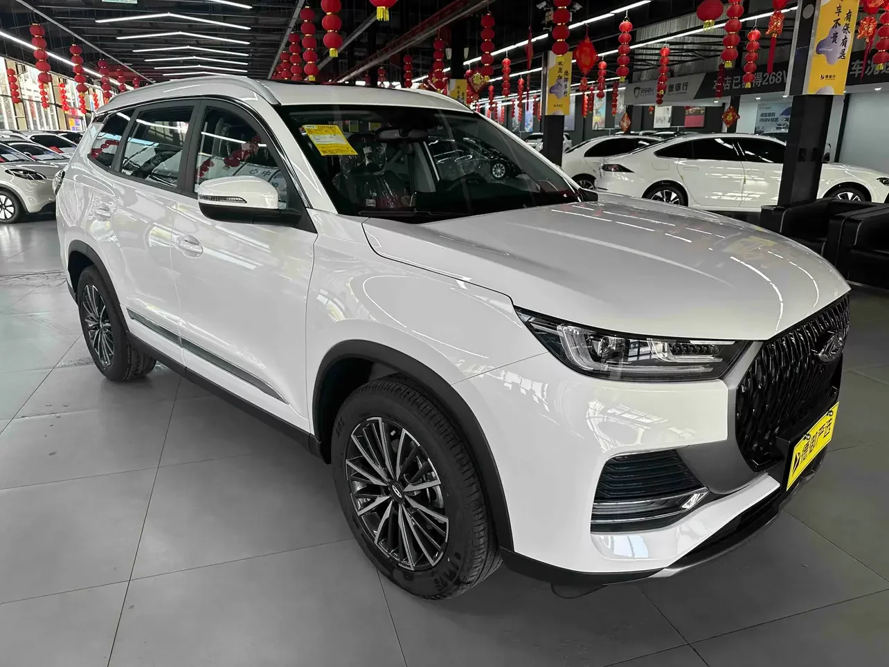 Chery Tiggo 8