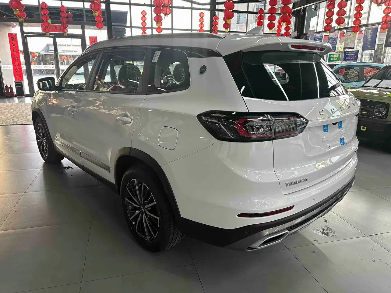 Chery Tiggo 8