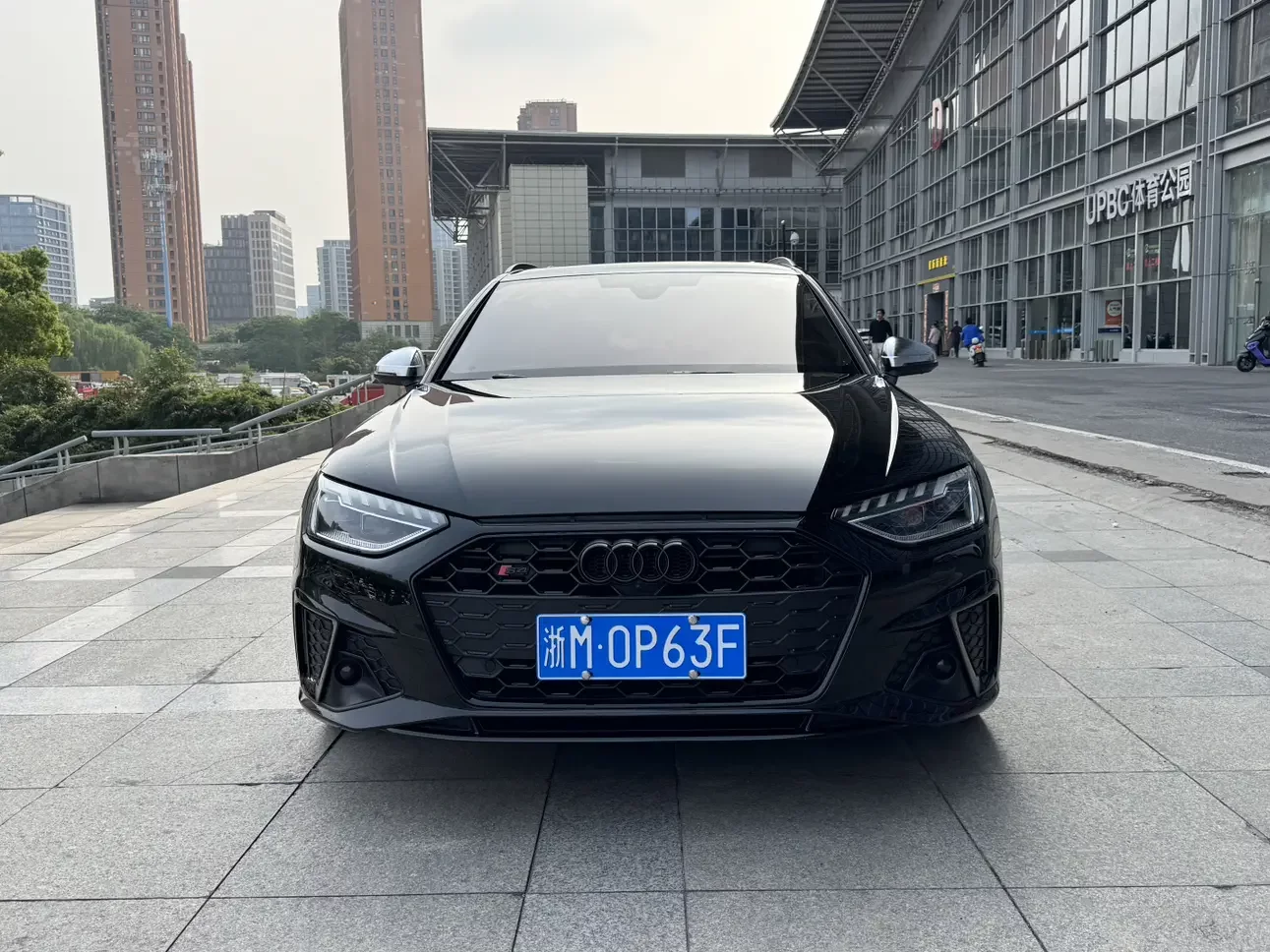 Audi S4  из Китая