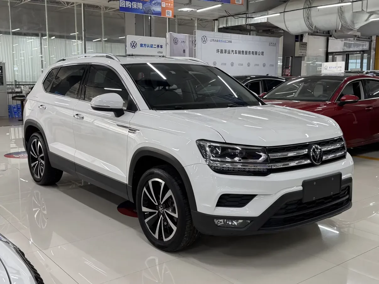 Volkswagen Tharu