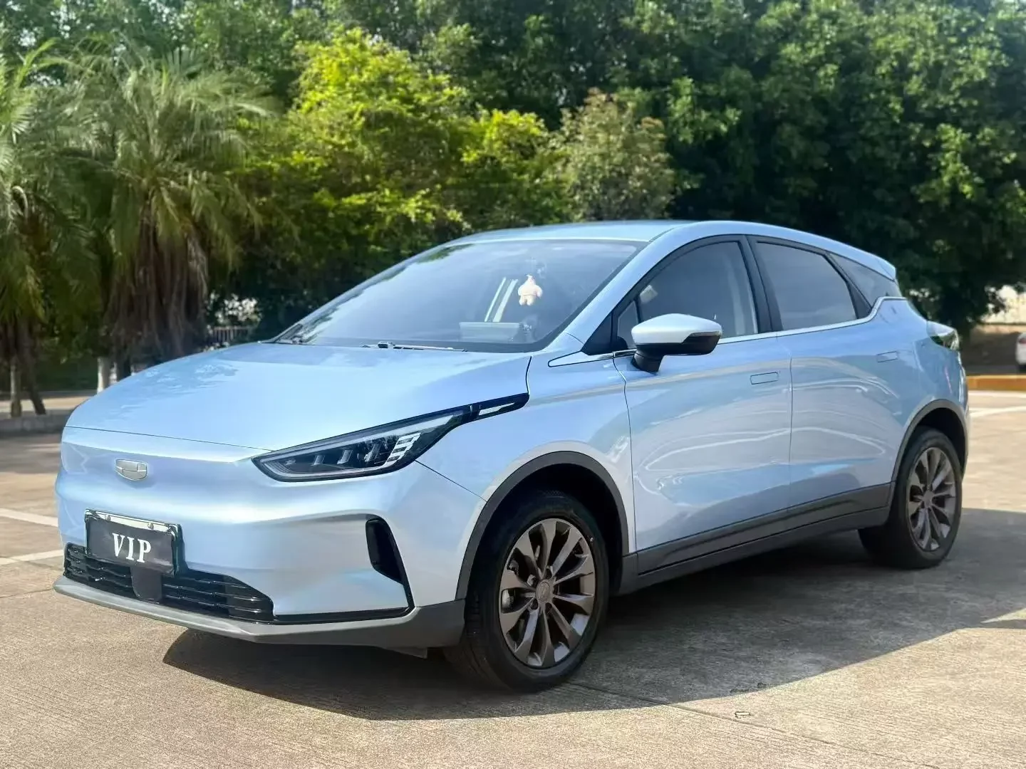 Geely Geometry C