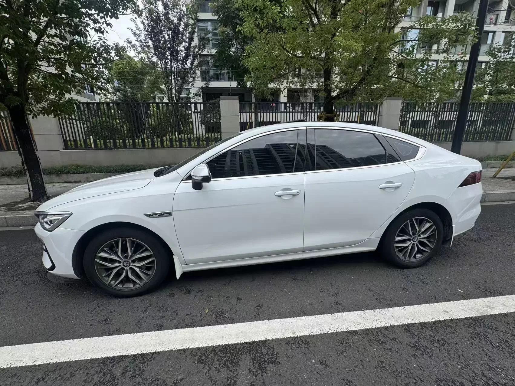 BYD Qin PLUS EV
