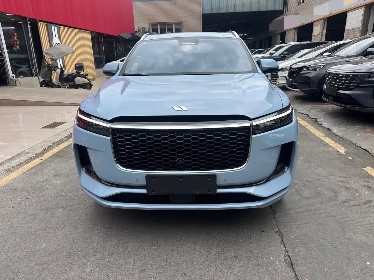Li ONE (Ideal ONE)  из Китая