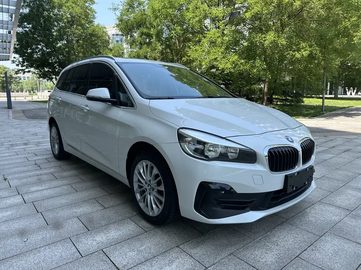 BMW 2 Series Gran Tourer  из Китая