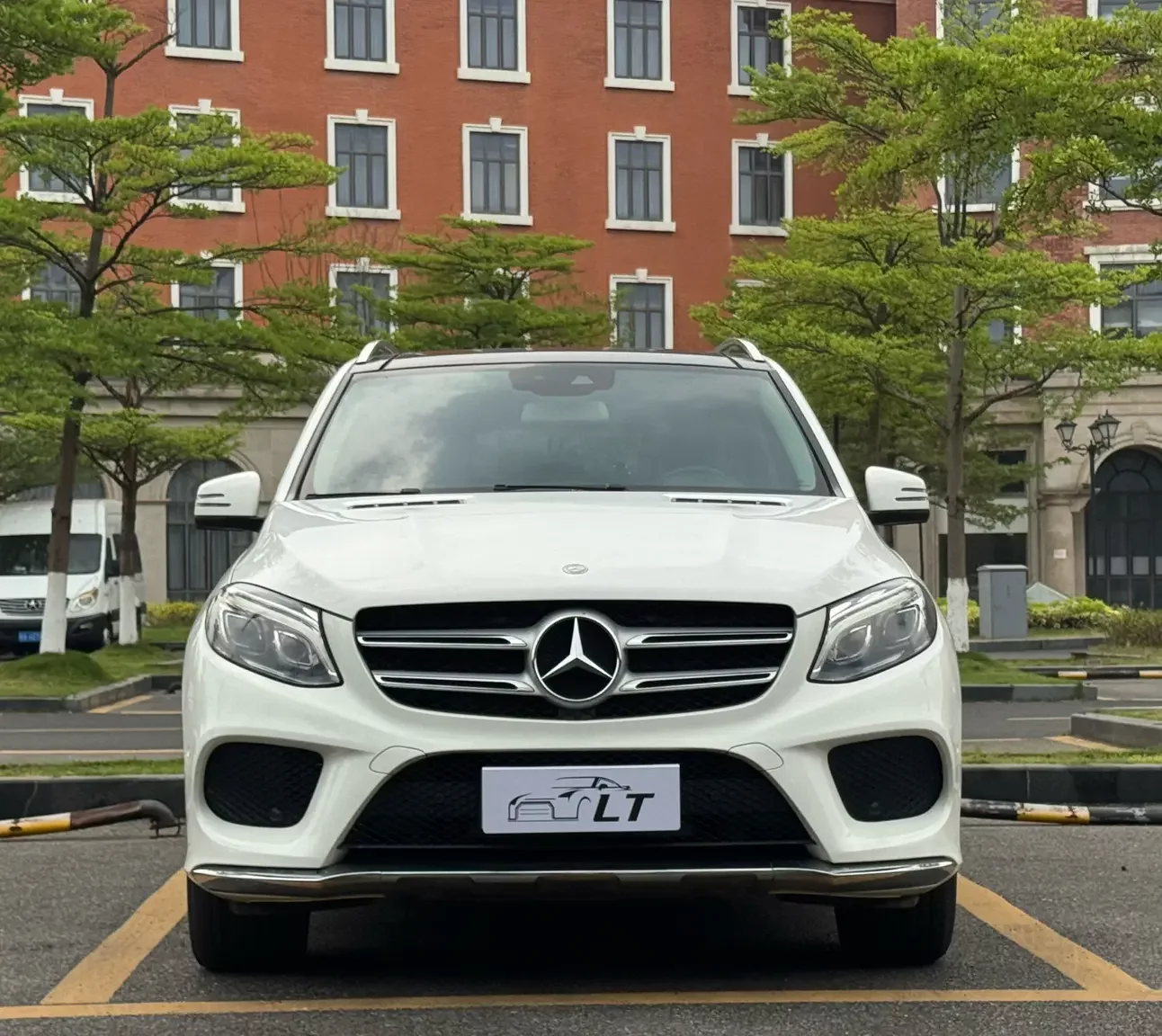 Mercedes-Benz GLE (Imported)