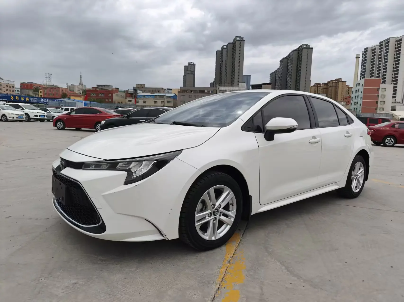 Toyota Levin (Lei Ling)  из Китая