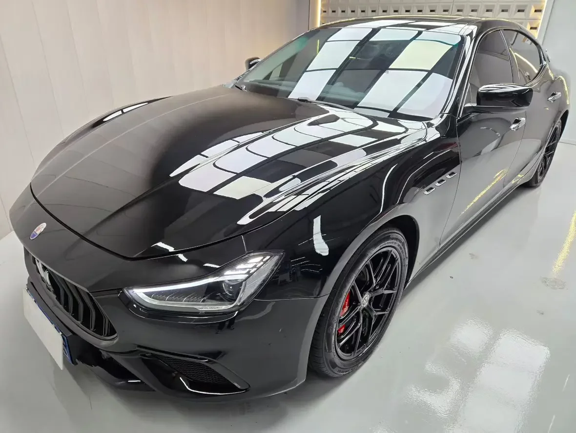 Maserati Ghibli  из Китая