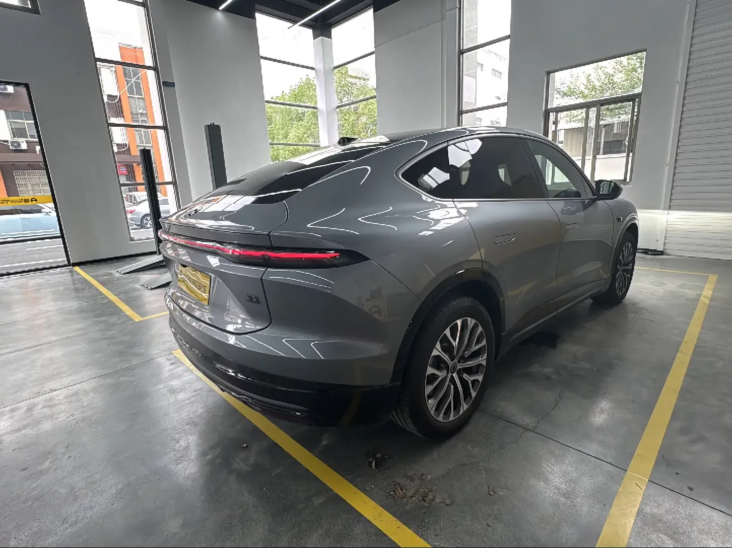 NIO EC6