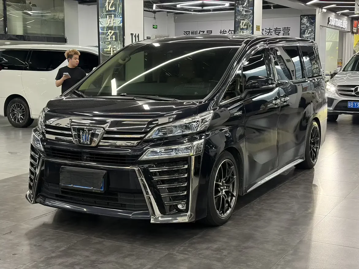 Toyota Crown Wellfire