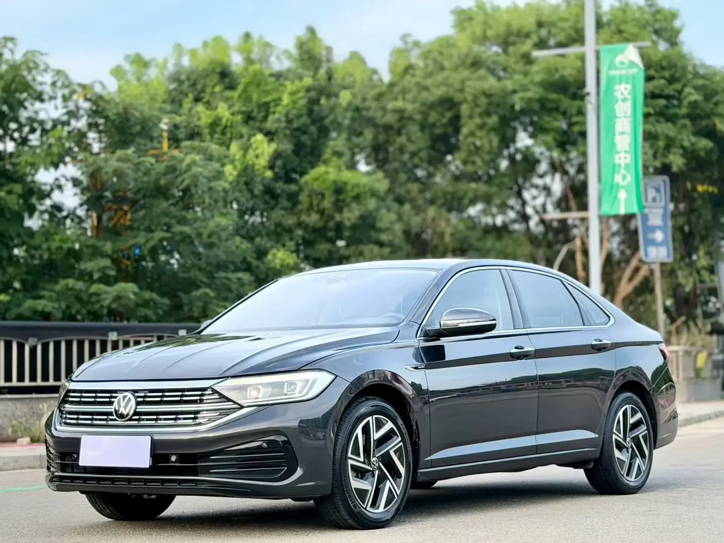 Volkswagen Sagitar