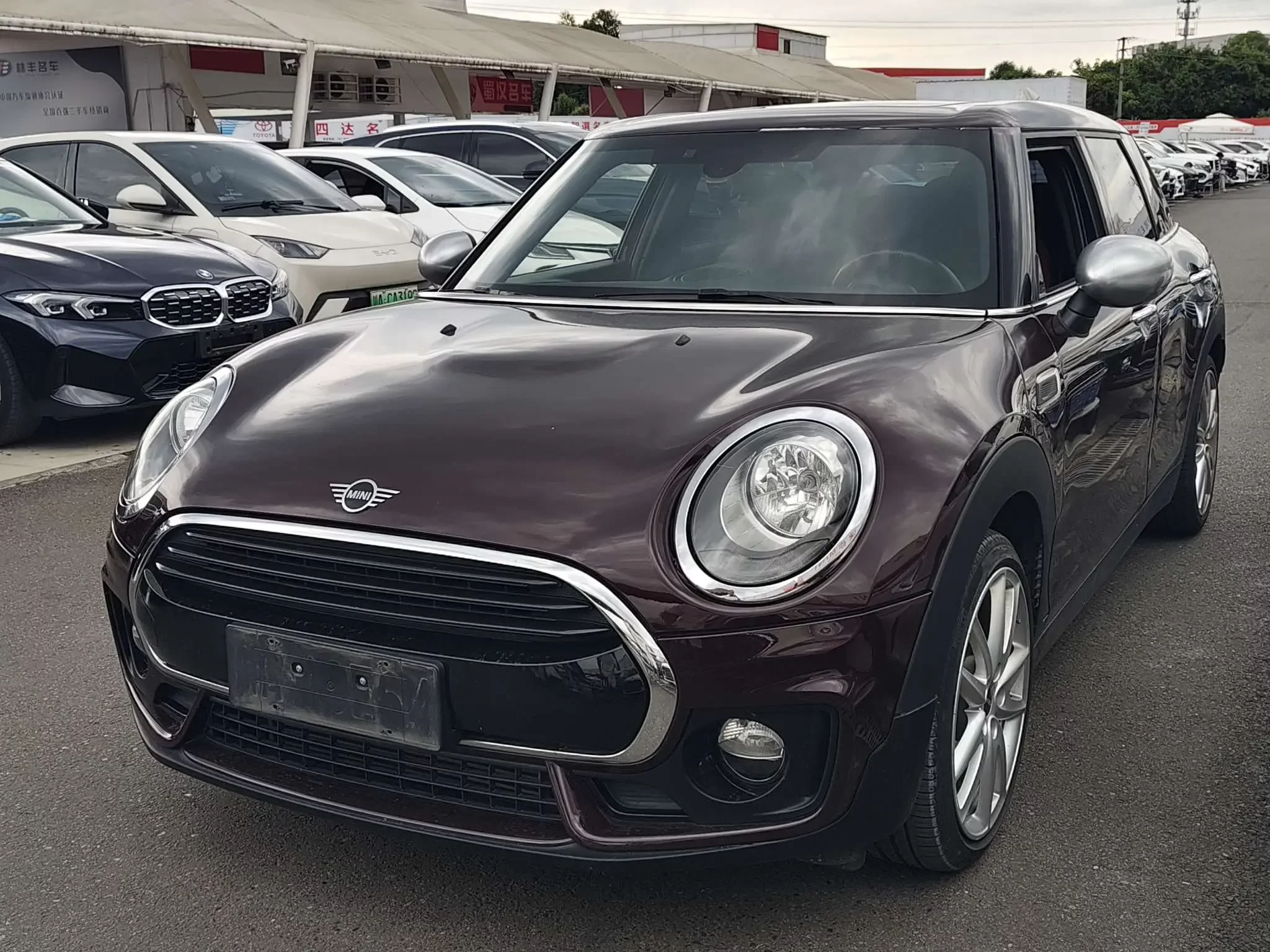 MINI CLUBMAN
