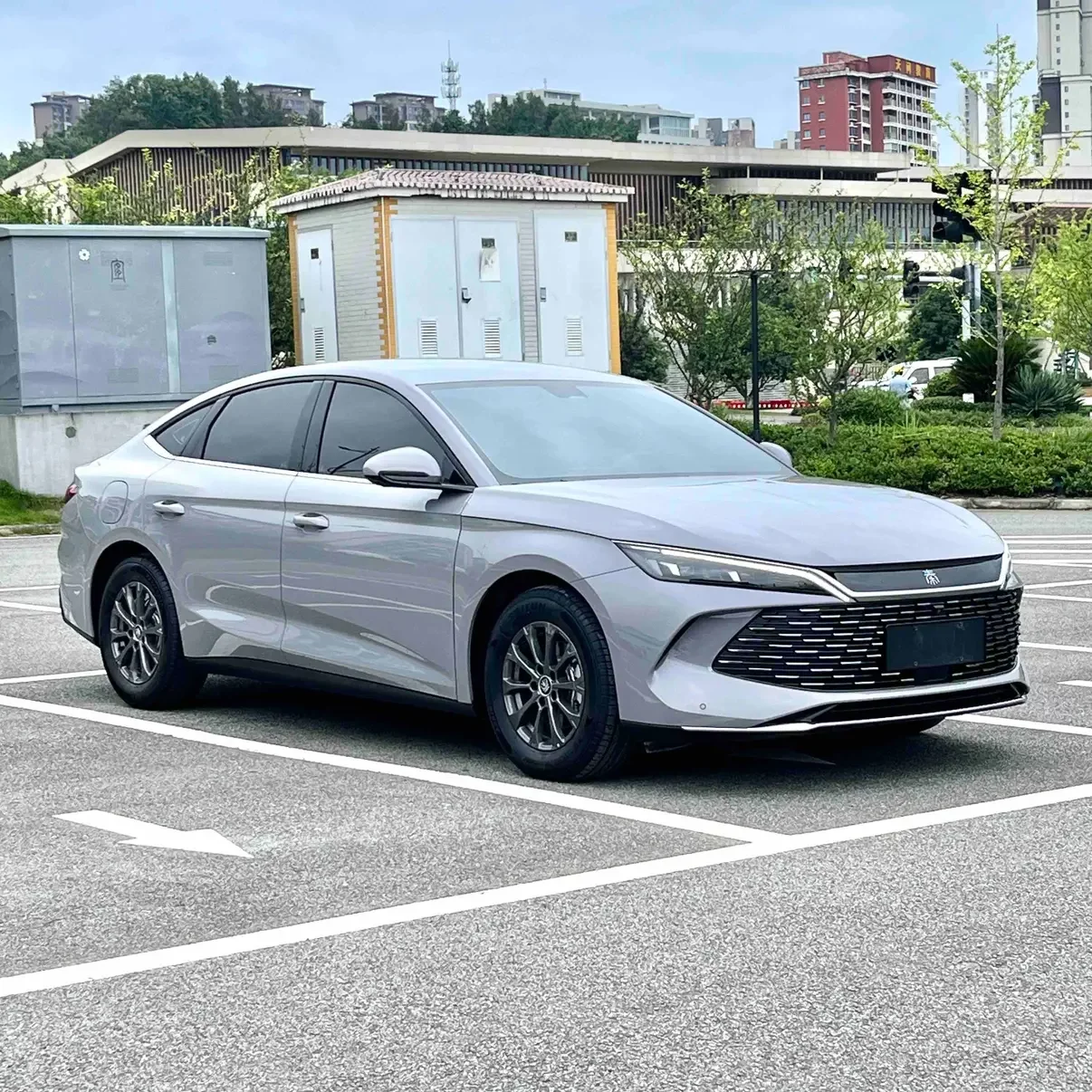 BYD Qin L DM