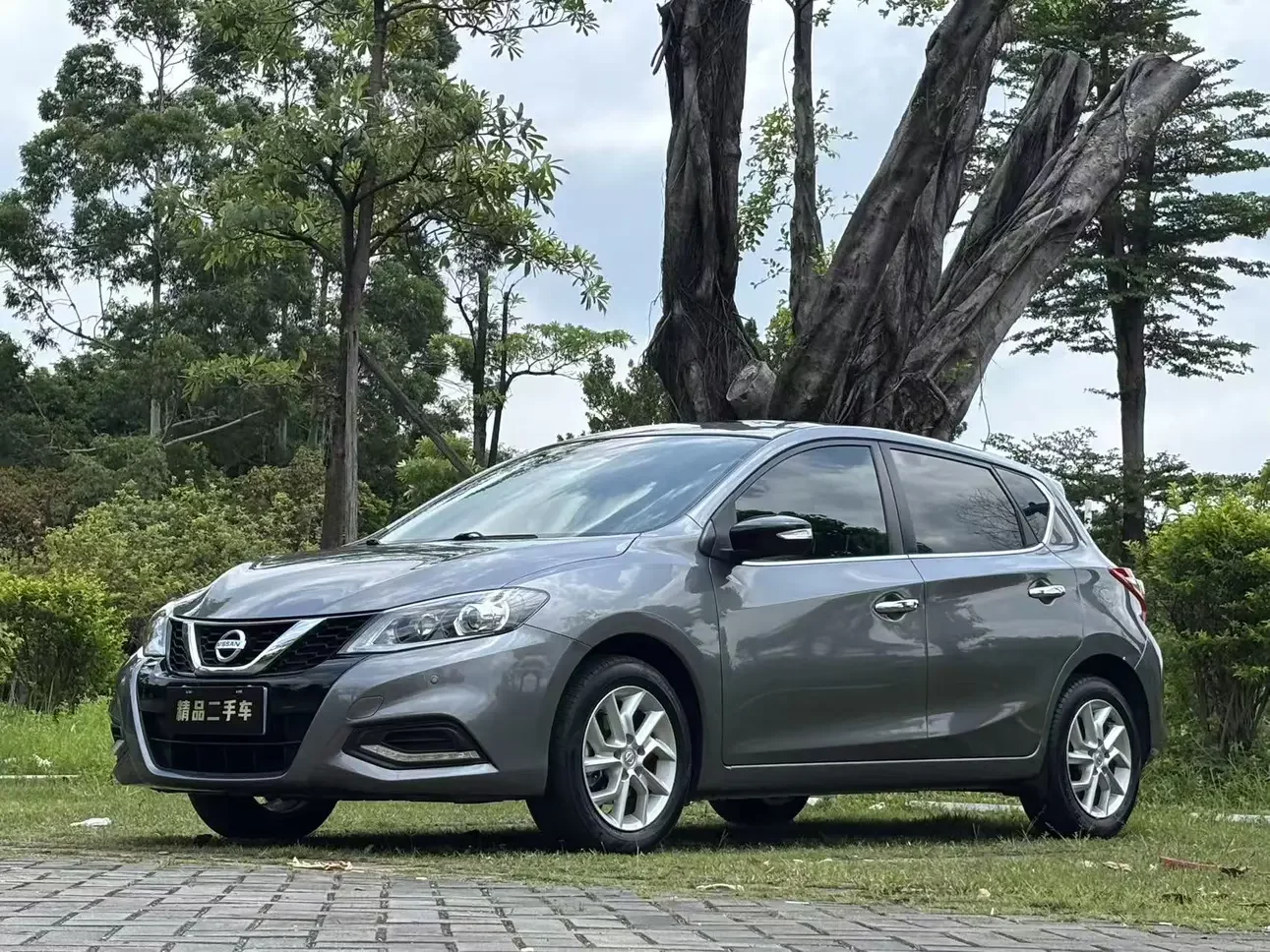 Nissan Tiida  из Китая