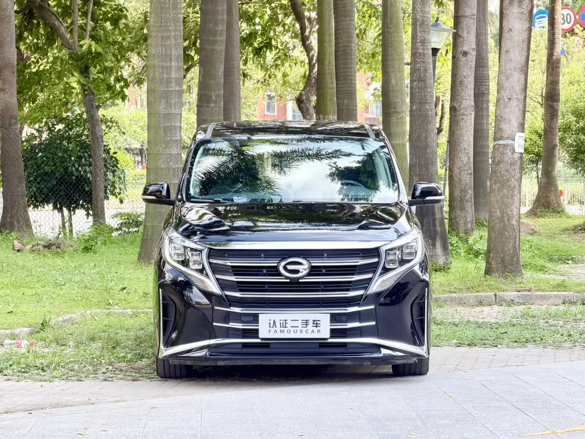 GAC Trumpchi M8  из Китая