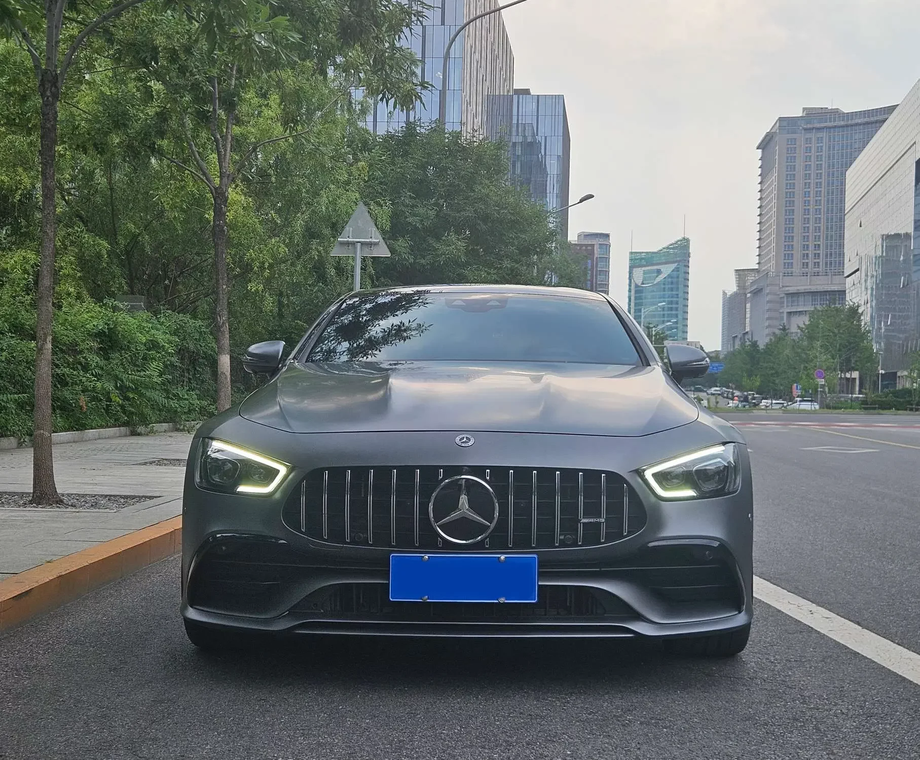 Mercedes-Benz AMG GT