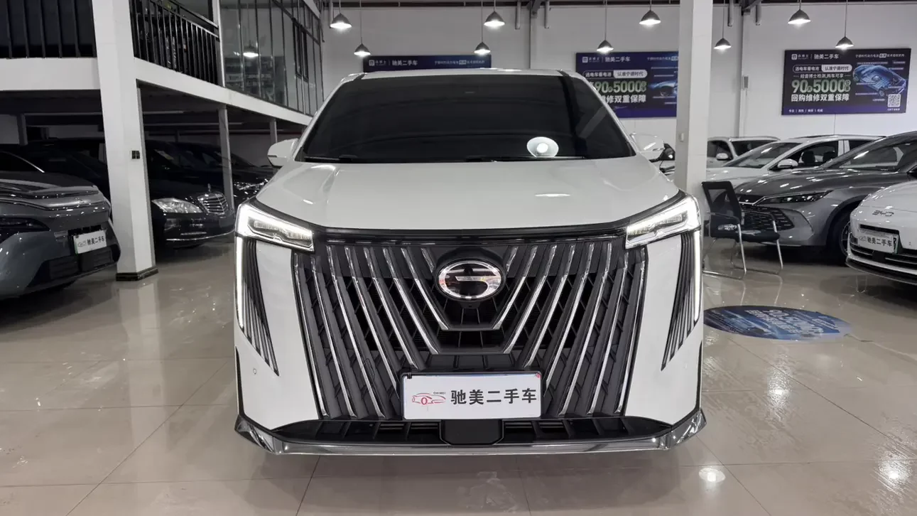 GAC Trumpchi M8