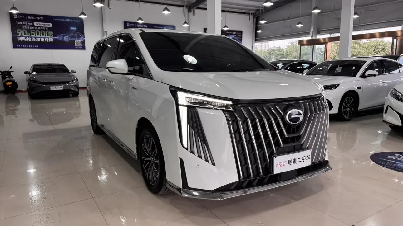 GAC Trumpchi M8