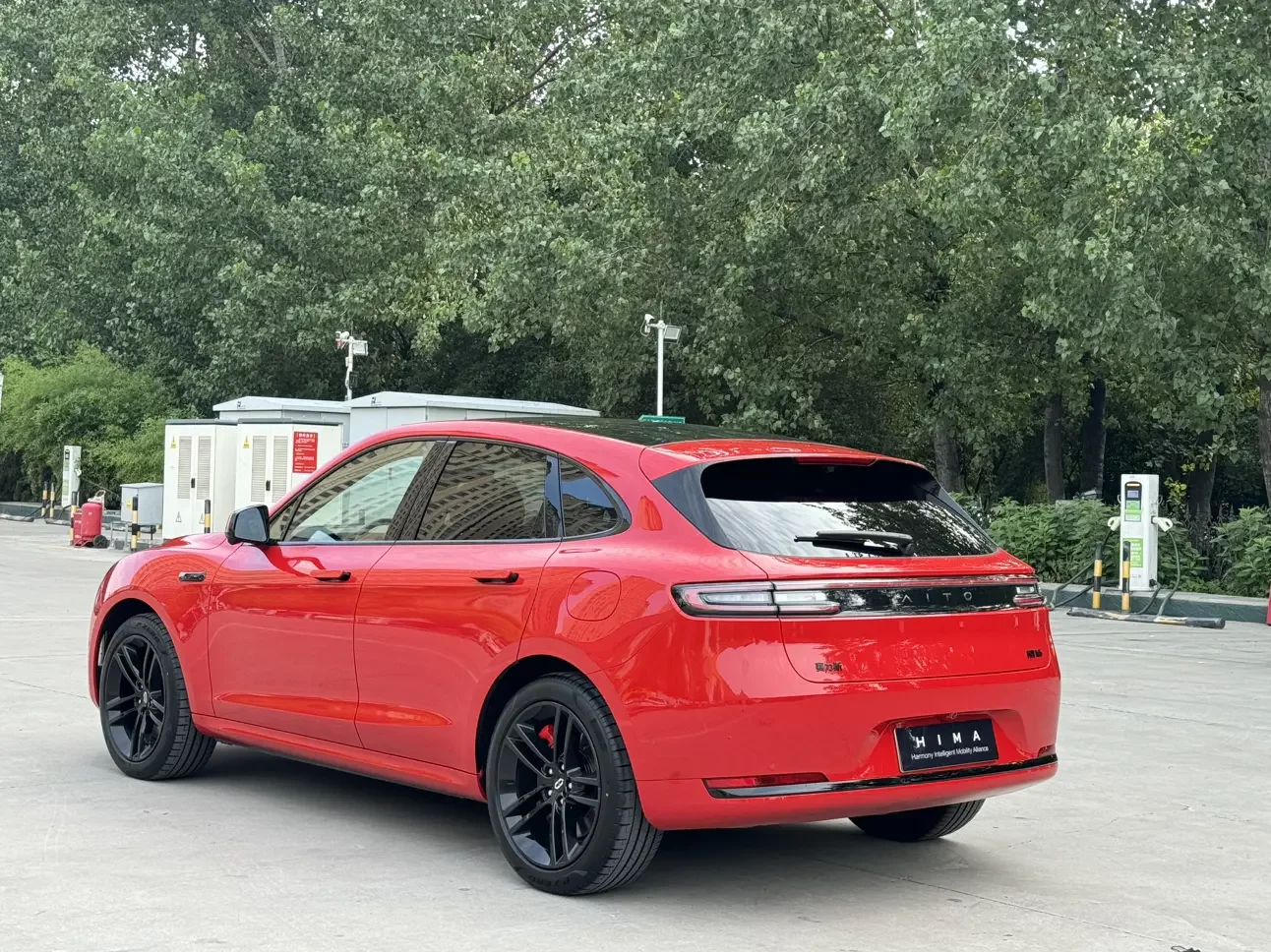 AITO M5